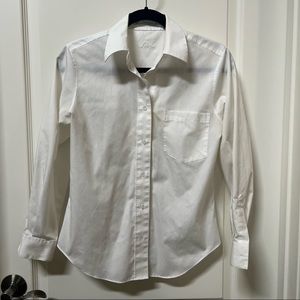 Foxcroft White button up Wrinkle Resistant shirt